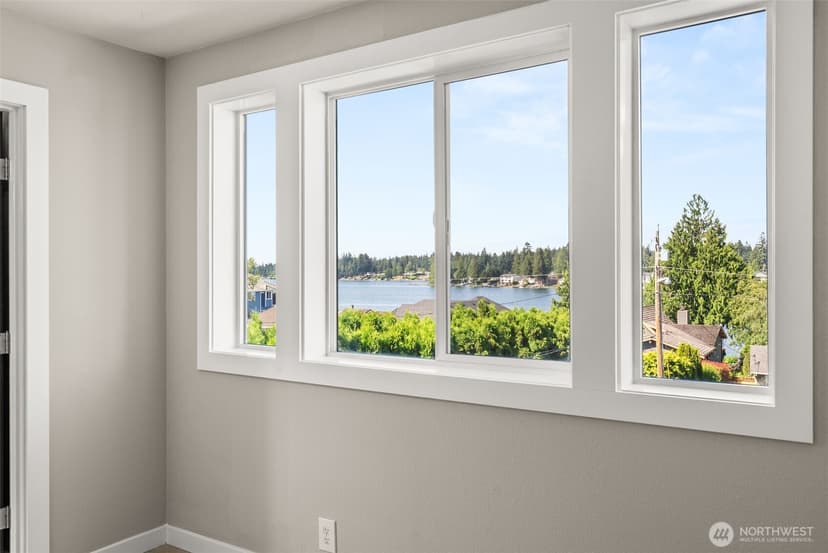 Property photo for 4840 N Island Drive E, Bonney Lake photo 18