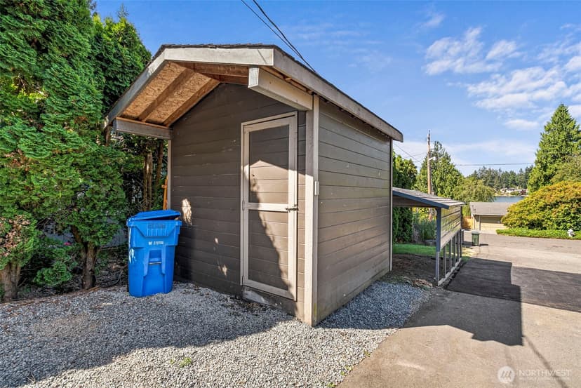 Property photo for 4840 N Island Drive E, Bonney Lake photo 28
