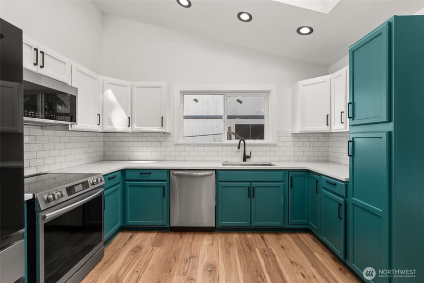Property photo for 4840 N Island Drive E, Bonney Lake photo 8