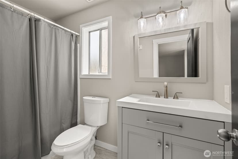 Property photo for 4840 N Island Drive E, Bonney Lake photo 20