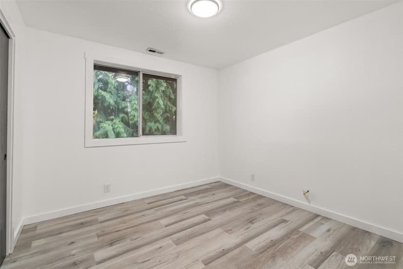 Property photo for 4840 N Island Drive E, Bonney Lake photo 22