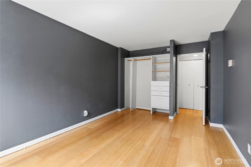 Property photo for 2100 3rd Avenue #506, Seattle photo 18