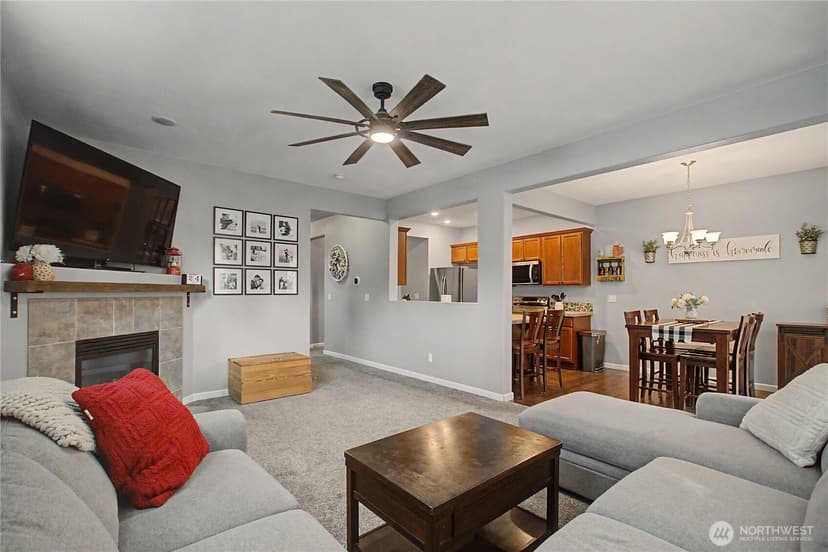 Property photo for 18826 112th Avenue Ct E, Puyallup photo 4