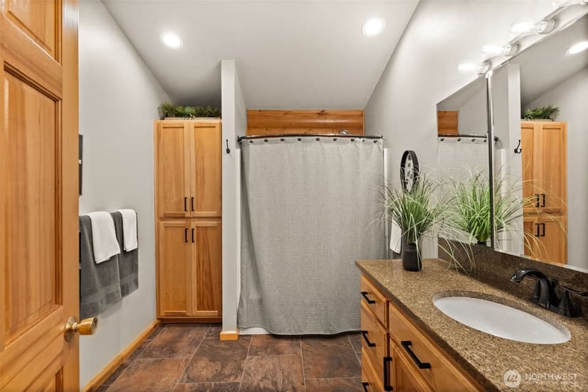 Property photo for 16143 Bay Ridge Drive NW, Poulsbo photo 17