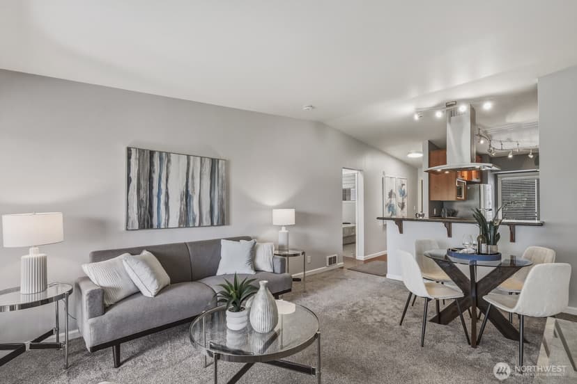 Property photo for 130 105th Avenue SE #C-316, Bellevue photo 10