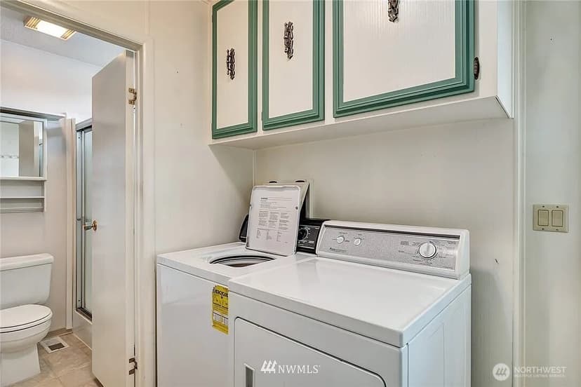 Property photo for 17044 Woodcrest Drive NE, Bothell photo 17