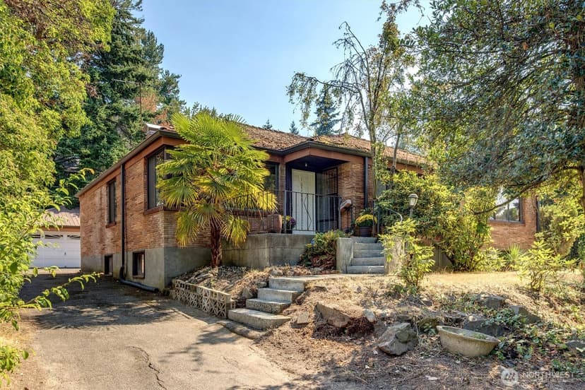 Property photo for 16260 14th Avenue NE, Shoreline
