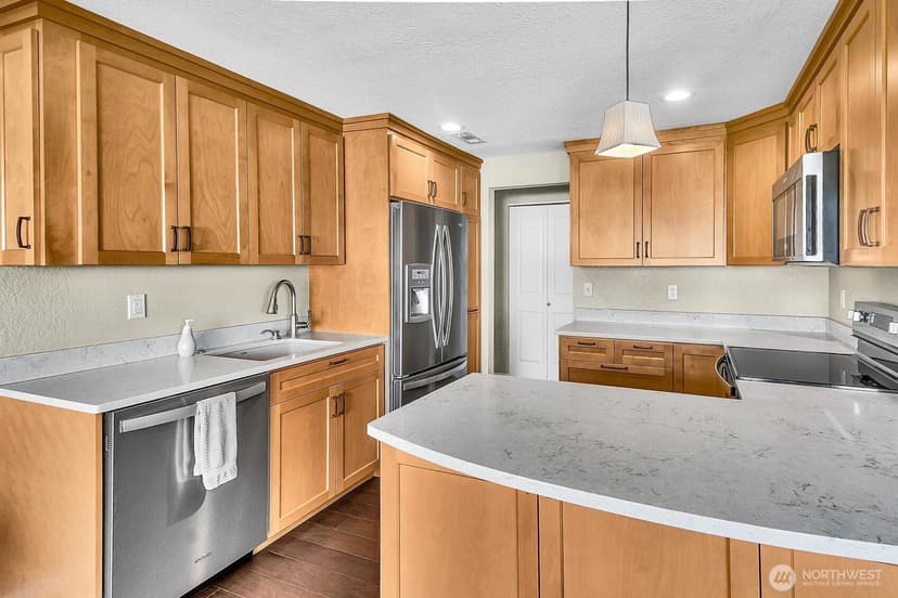 Property photo for 1113 5th Avenue S #208, Edmonds photo 5