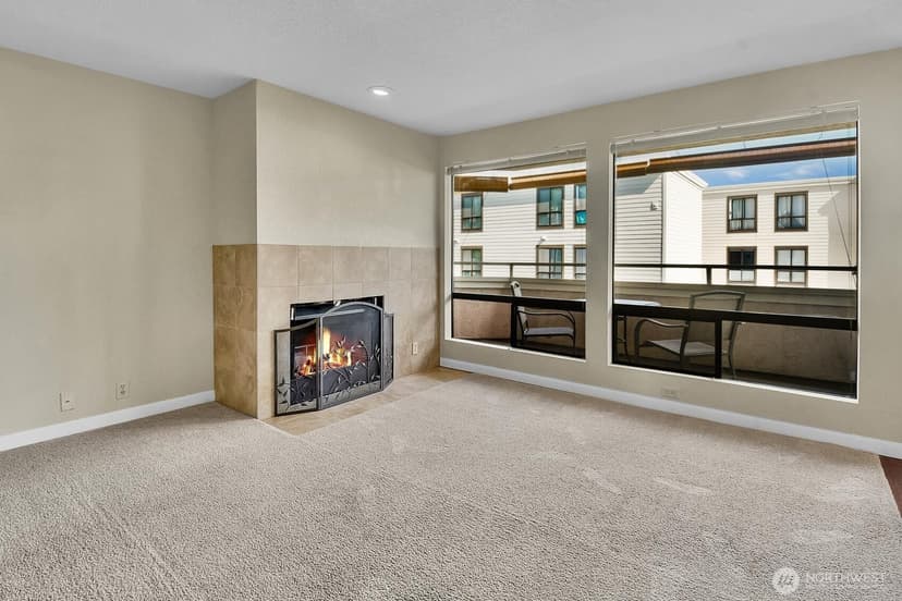 Property photo for 1113 5th Avenue S #208, Edmonds photo 3