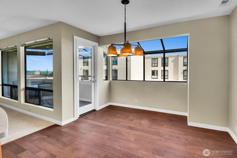 Property photo for 1113 5th Avenue S #208, Edmonds photo 8