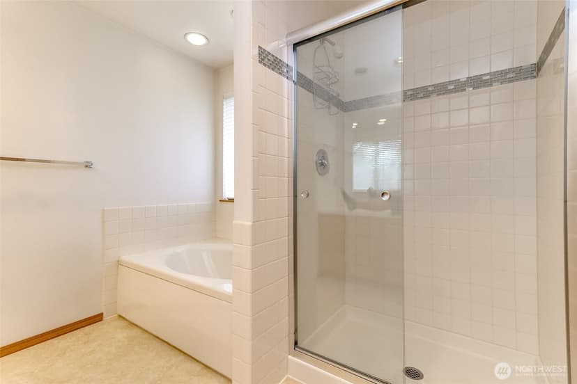 Property photo for 7415 92nd Avenue Ct SW, Lakewood photo 22