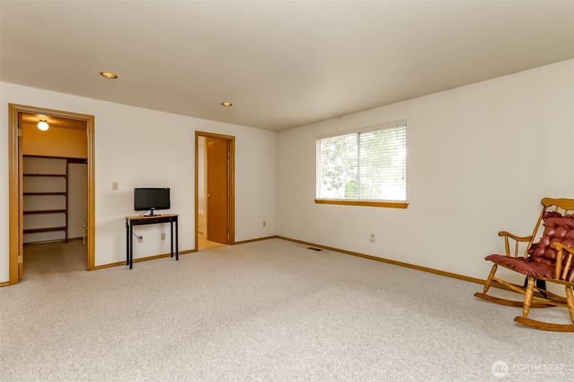 Property photo for 7415 92nd Avenue Ct SW, Lakewood photo 15