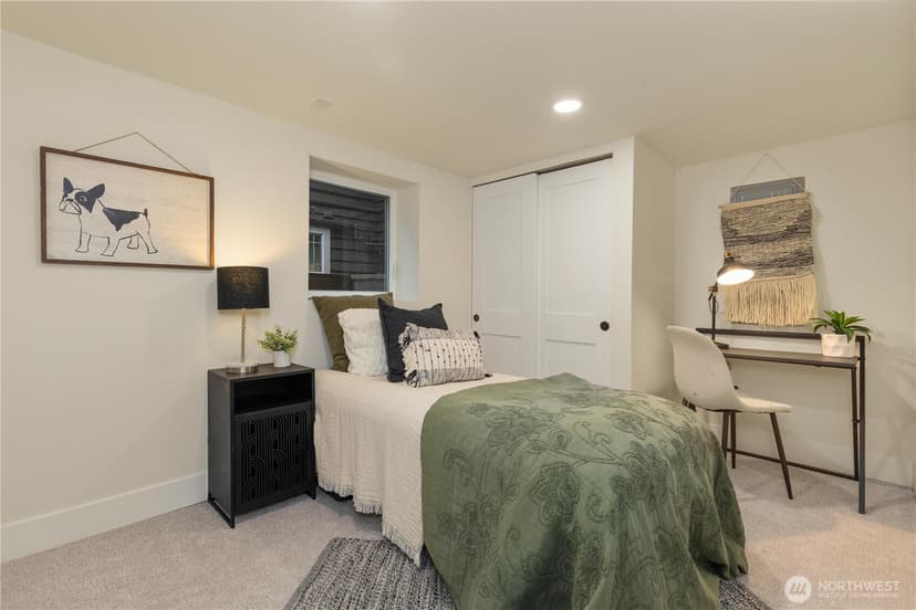 Property photo for 715 27th Avenue, Seattle photo 25