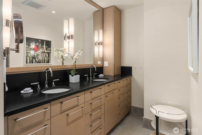 Property photo for 1521 2nd Avenue #1404, Seattle photo 21