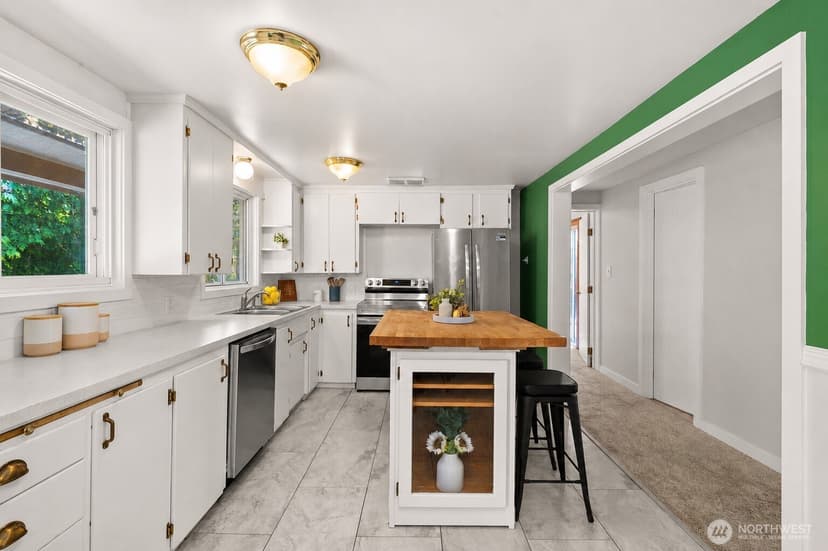 Property photo for 1248 S 129th Street, Burien photo 18