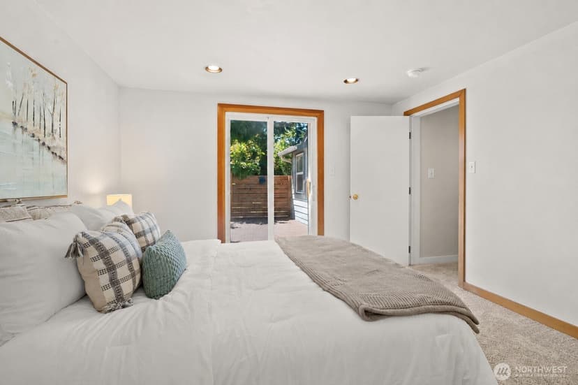 Property photo for 1248 S 129th Street, Burien photo 24