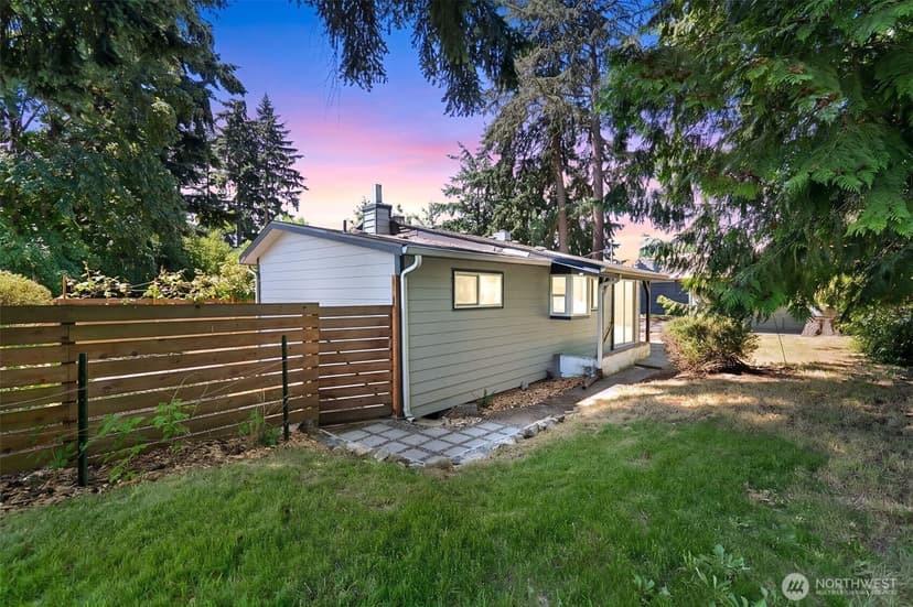 Property photo for 1248 S 129th Street, Burien photo 36