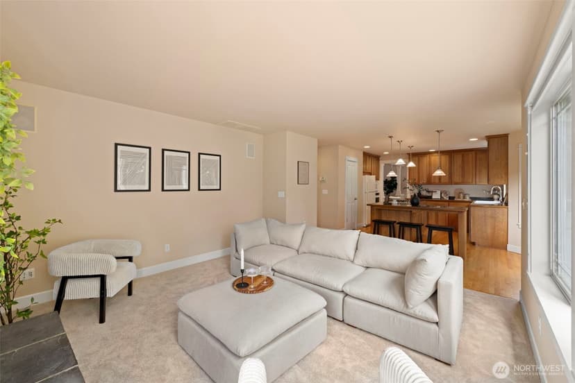 Property photo for 510 3rd Avenue N, Edmonds photo 17
