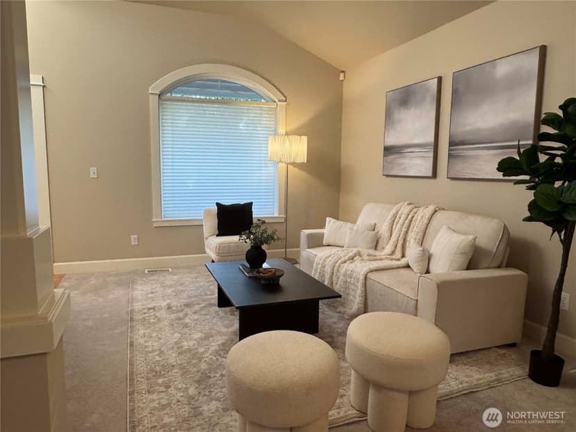 Property photo for 510 3rd Avenue N, Edmonds photo 11