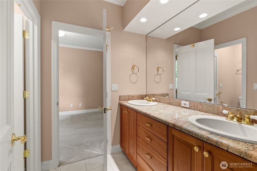 Property photo for 7201 Holly Hedge SW #8, Lakewood photo 26