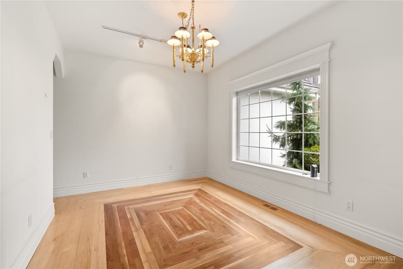 Property photo for 7201 Holly Hedge SW #8, Lakewood photo 14