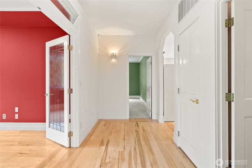 Property photo for 7201 Holly Hedge SW #8, Lakewood photo 17
