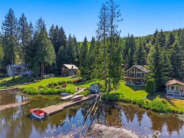 Property photo for 1305 SW Lake Roesiger Road, Snohomish photo 3