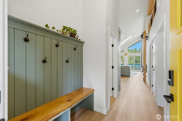 Property photo for 1305 SW Lake Roesiger Road, Snohomish photo 4