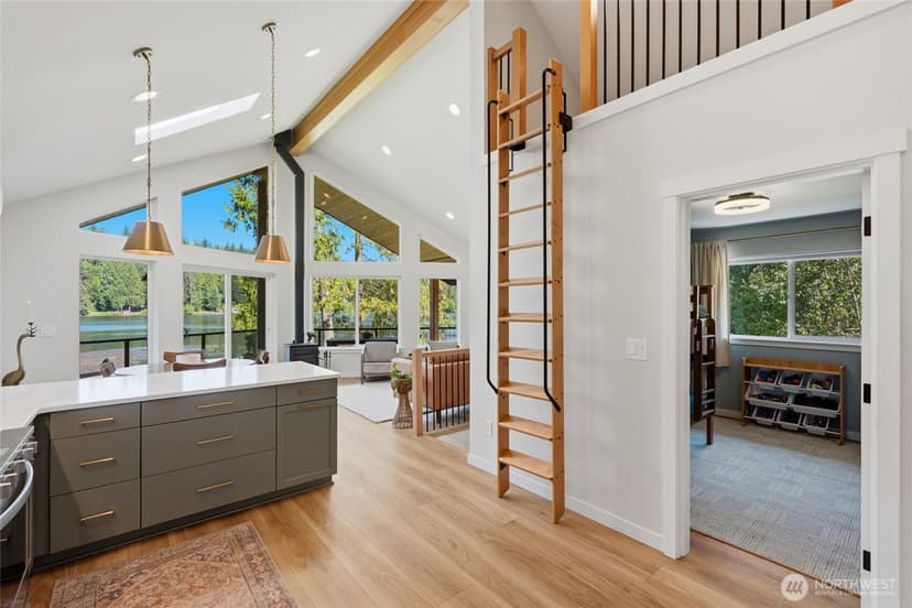 Property photo for 1305 SW Lake Roesiger Road, Snohomish photo 13