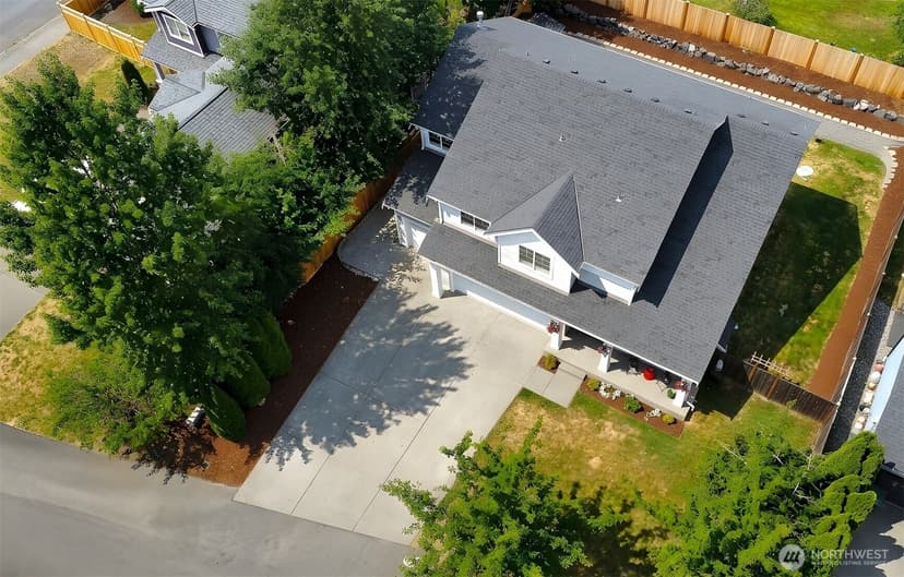 Property photo for 16605 41st Place W, Lynnwood photo 38