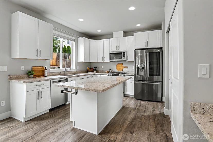 Property photo for 16605 41st Place W, Lynnwood photo 10
