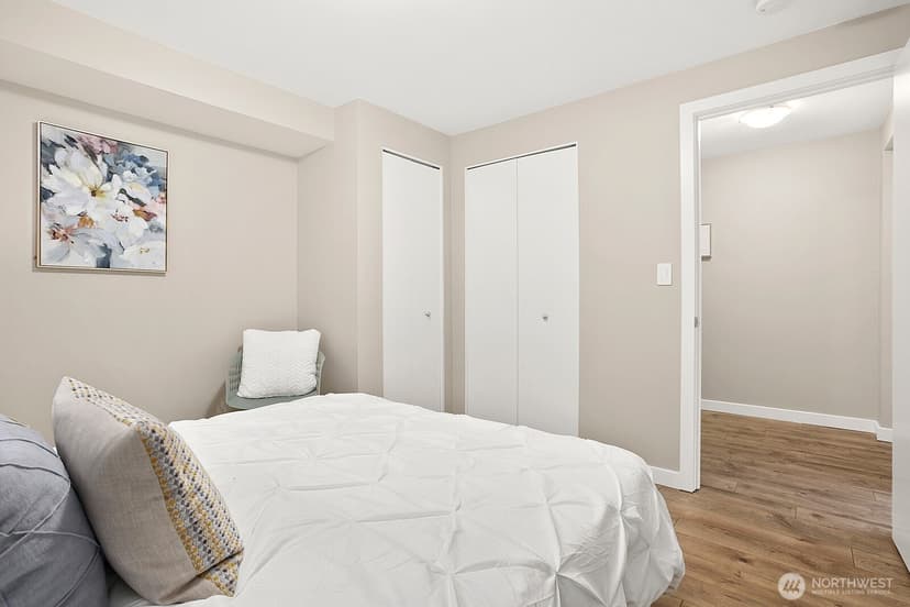Property photo for 1601 Taylor Avenue N #405, Seattle photo 16