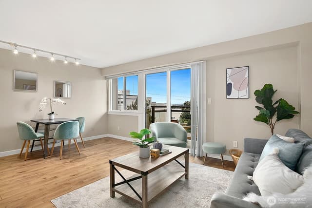 Property photo for 1601 Taylor Avenue N #405, Seattle photo 4