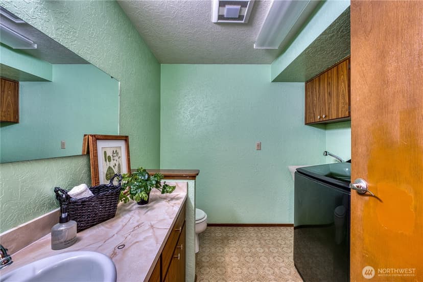 Property photo for 406 Pennie Lane, Bremerton photo 7