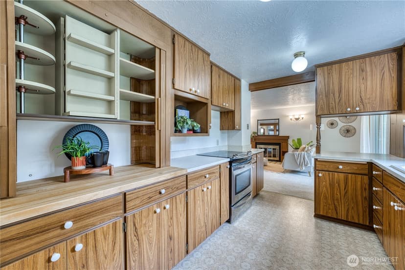 Property photo for 406 Pennie Lane, Bremerton photo 18