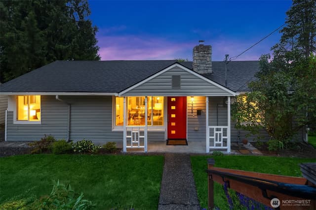 Property photo for 5702 239th Place SW, Mountlake Terrace photo 3
