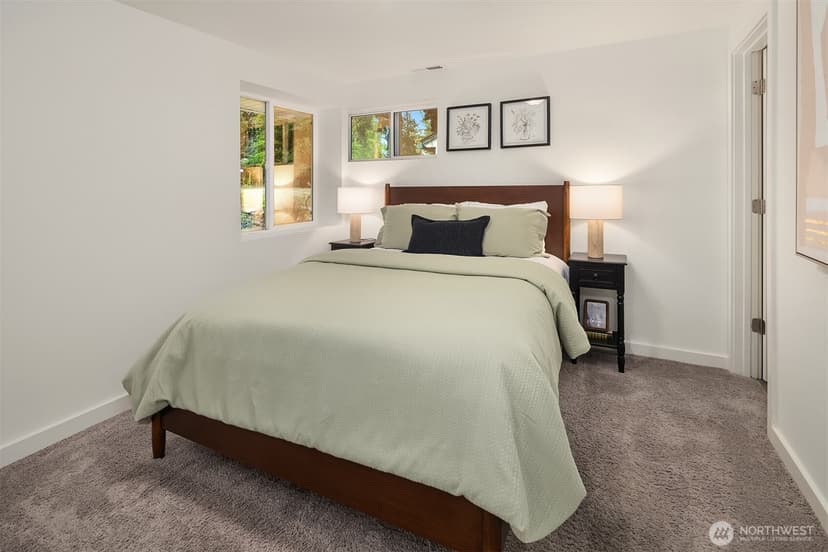 Property photo for 5702 239th Place SW, Mountlake Terrace photo 13