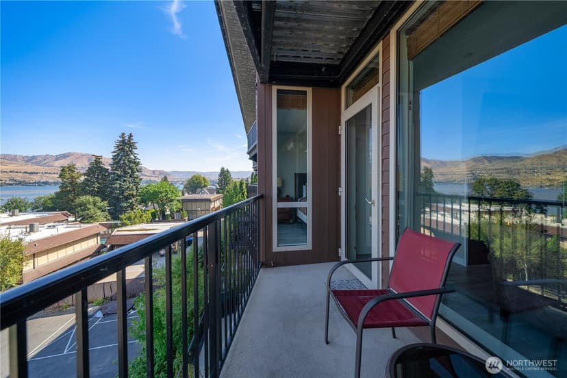 Property photo for 2220 W Woodin Avenue #305, Chelan photo 12
