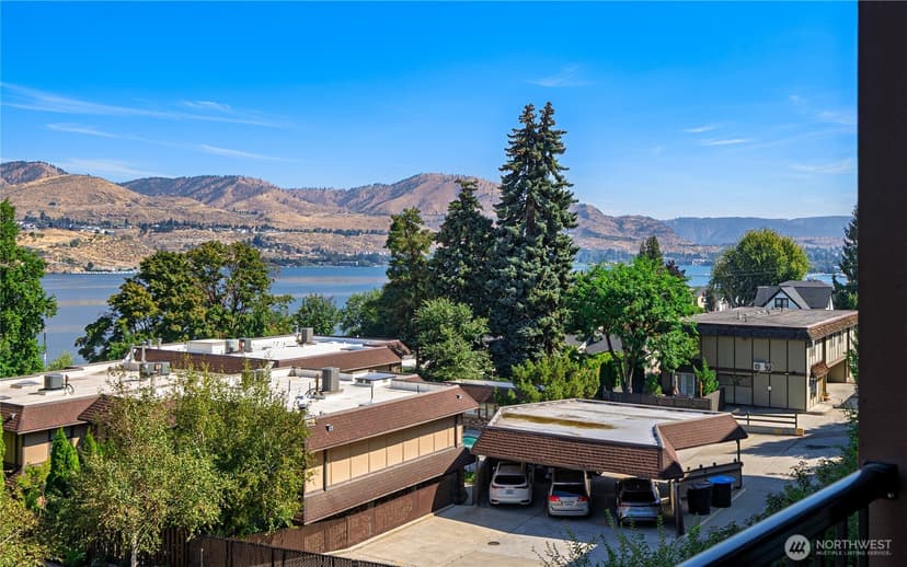 Property photo for 2220 W Woodin Avenue #305, Chelan photo 13
