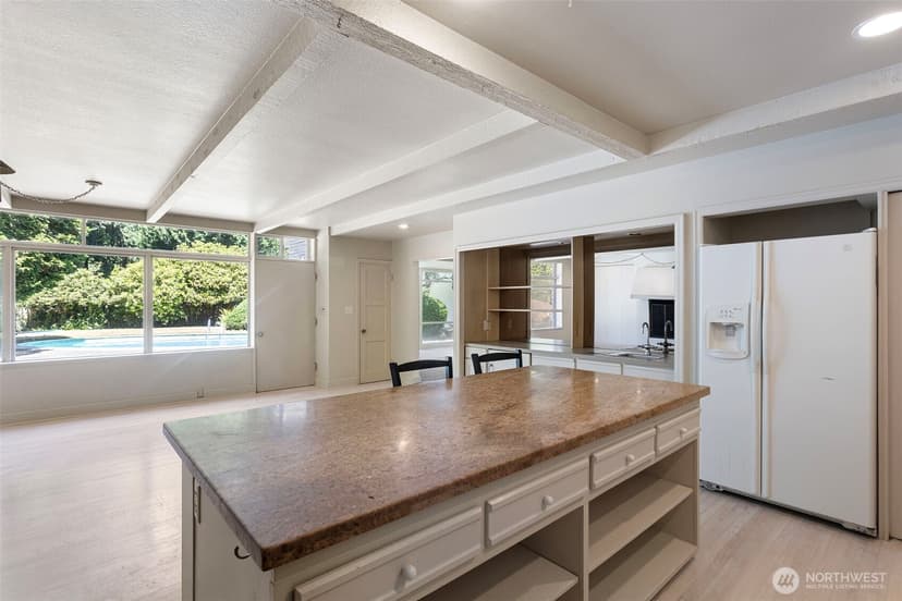 Property photo for 10260 Kaylen PL, Bellevue photo 14