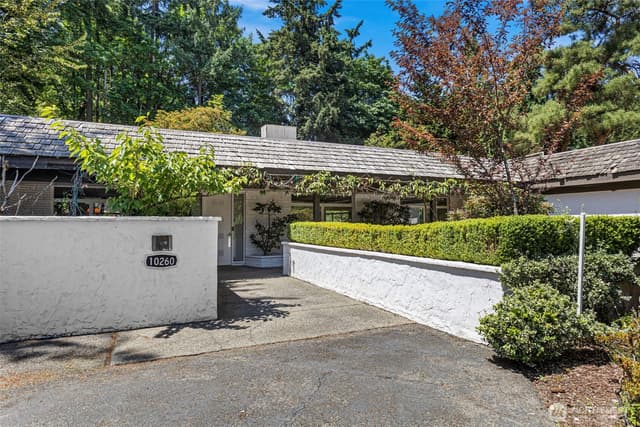 Property photo for 10260 Kaylen PL, Bellevue