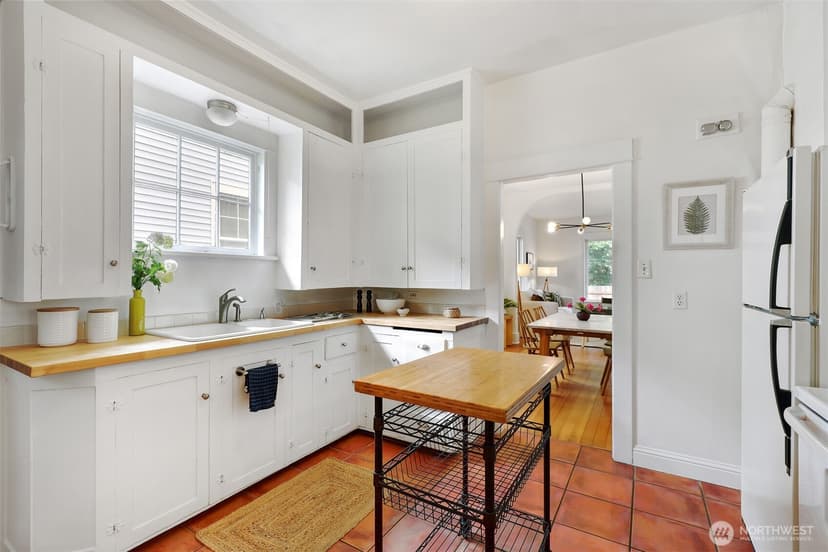 Property photo for 1117 N 84th Street, Seattle photo 13