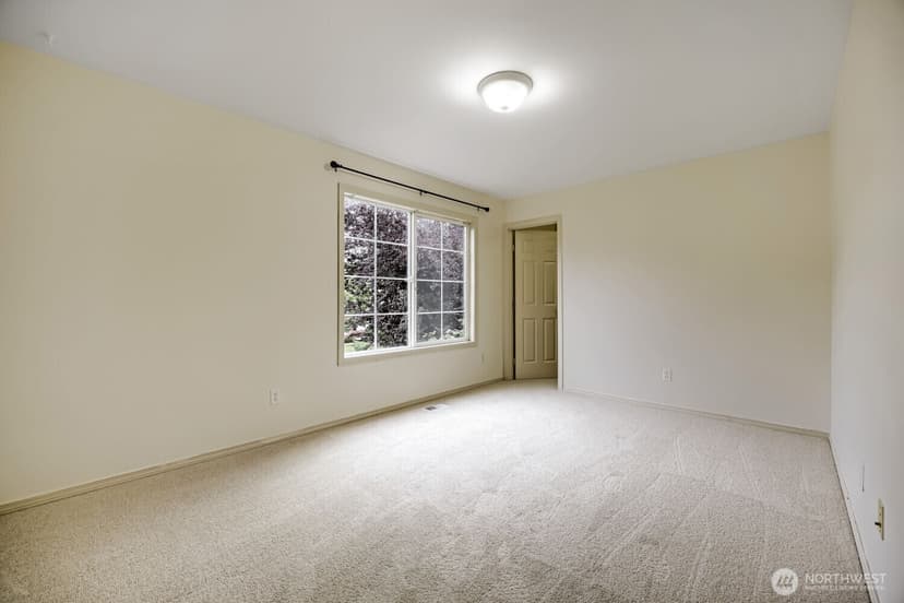 Property photo for 10193 224th Avenue NE, Redmond photo 19