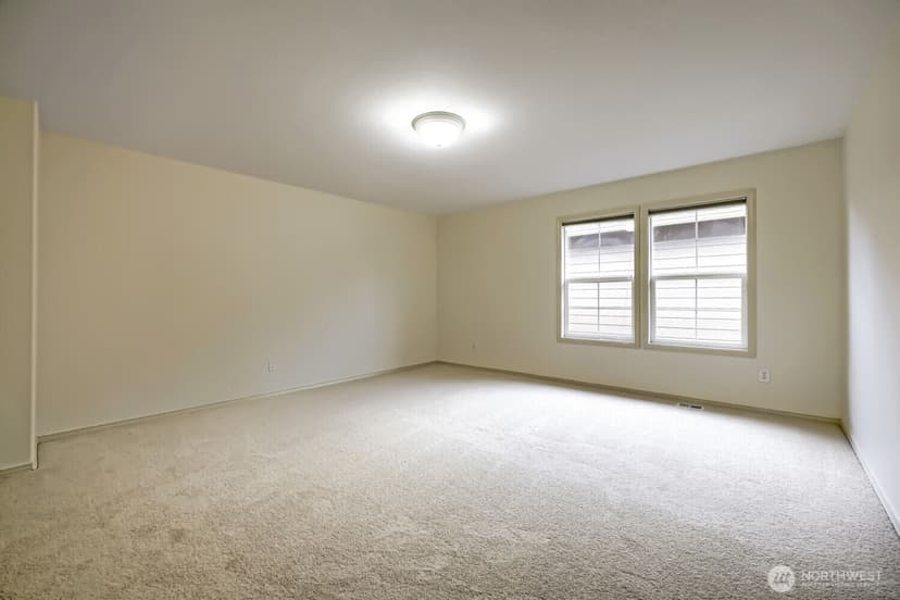 Property photo for 10193 224th Avenue NE, Redmond photo 15