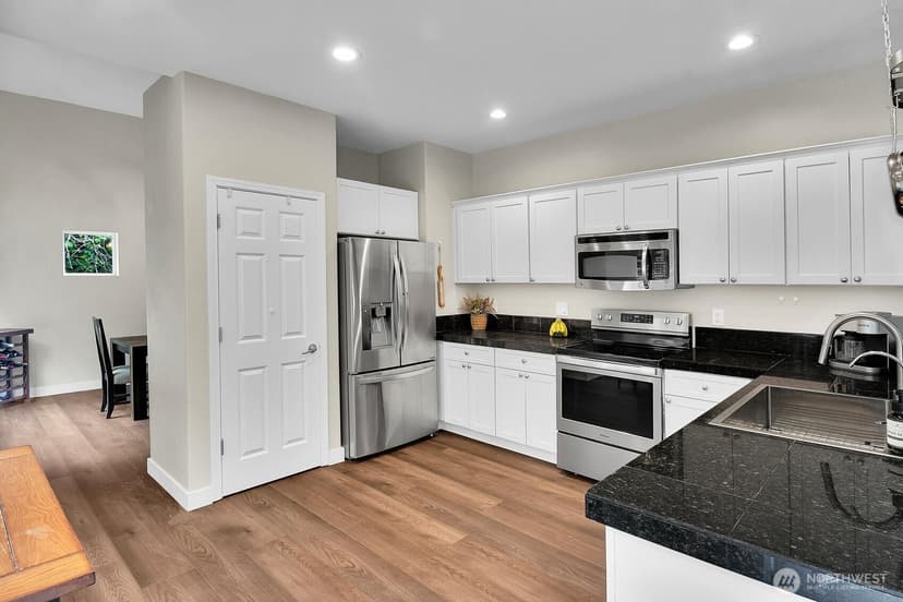 Property photo for 19937 Colleens Lane SE, Monroe photo 6