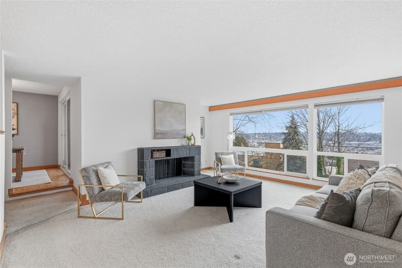 Property photo for 2500 W Manor Place #216, Seattle photo 2