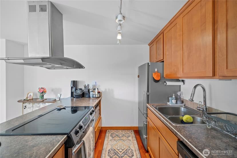 Property photo for 1730 Taylor Avenue N #302, Seattle photo 10