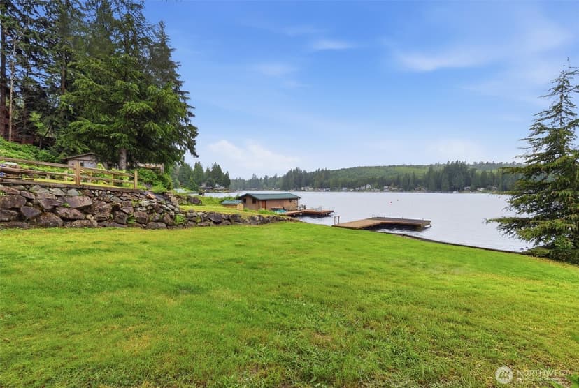 Property photo for 2020 S Lake Roesiger Road, Snohomish photo 25