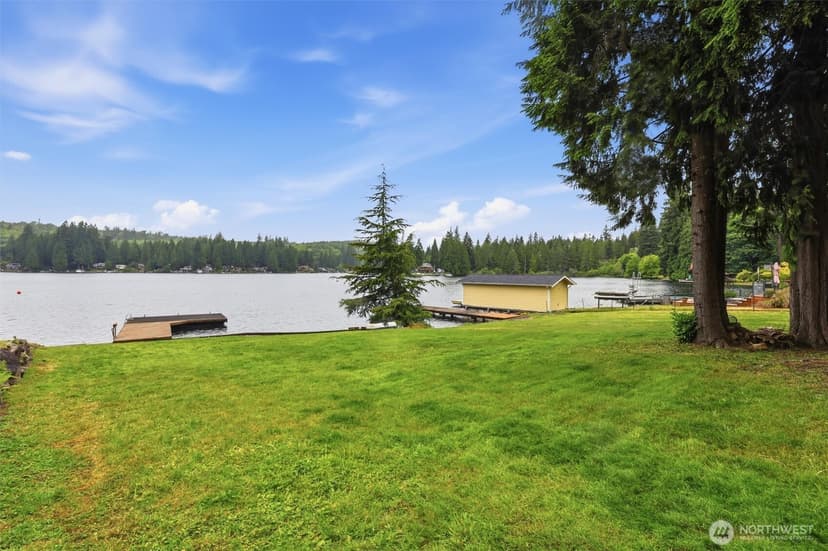 Property photo for 2020 S Lake Roesiger Road, Snohomish photo 24