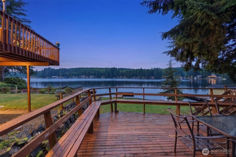 Property photo for 2020 S Lake Roesiger Road, Snohomish photo 20